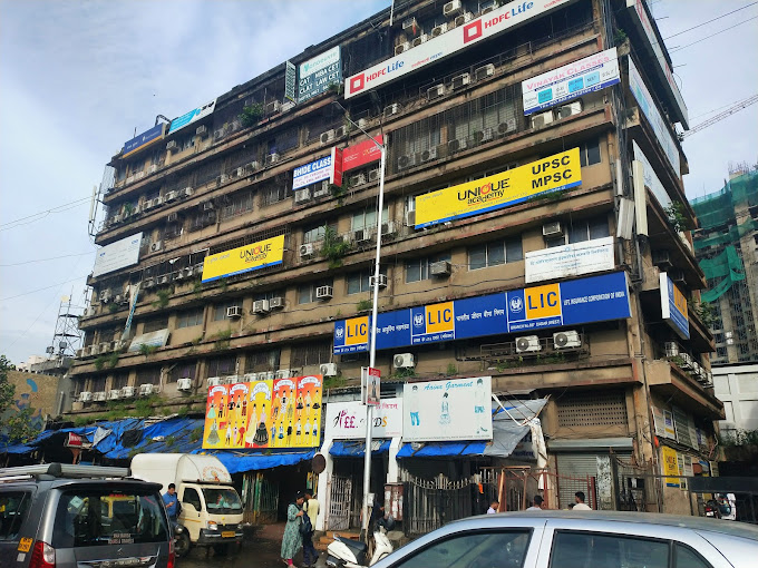 Office Space Fully Furnished in Laxmi Commercial Centre , Dadar West